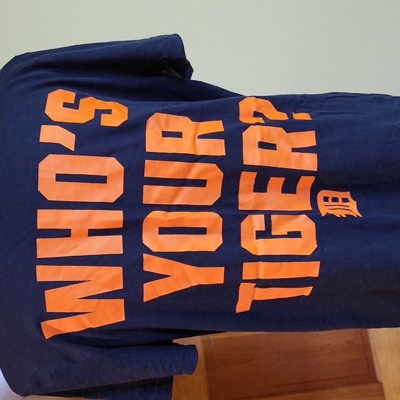 Detroit tigers Vneck t by Pink - Picture 2 of 3